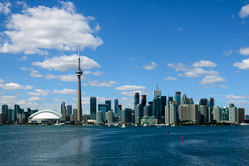 A passo lento dalle Montagne Rocciose Canadesi al Pacifico
